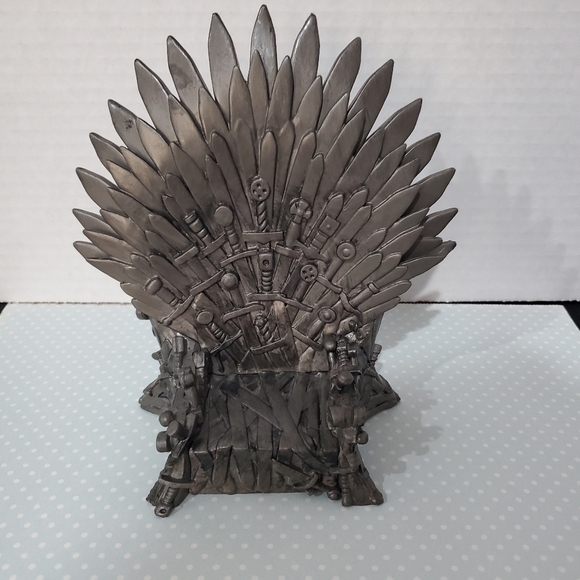 Funko Pop Game of Thrones Iron Throne Figure #38 L👀K - Picture 1 of 13